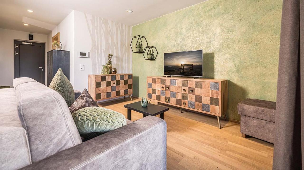 Greenview Apartment Визинг Екстериор снимка